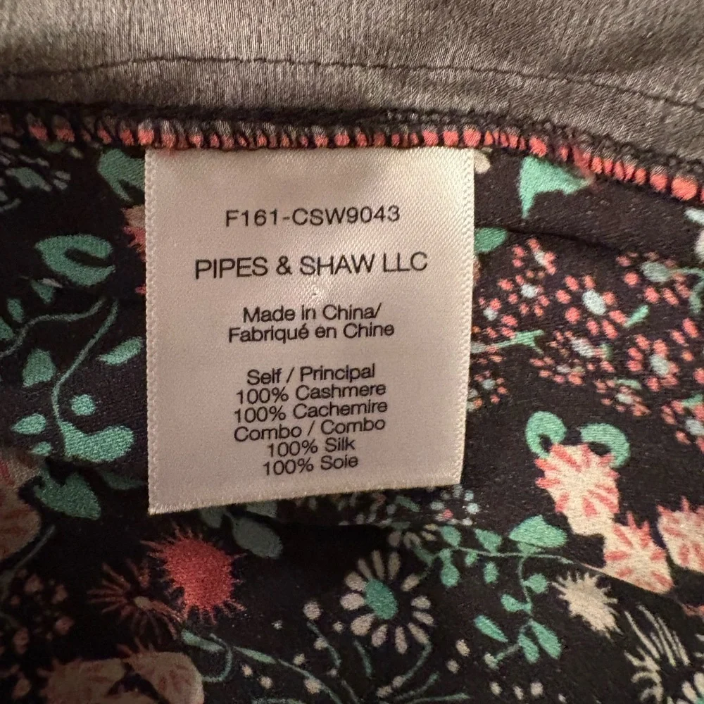 Veronica Beard Mellow Mixed-Media Cashmere Sweater ASO Lucy Hale - Picture 6 of 11
